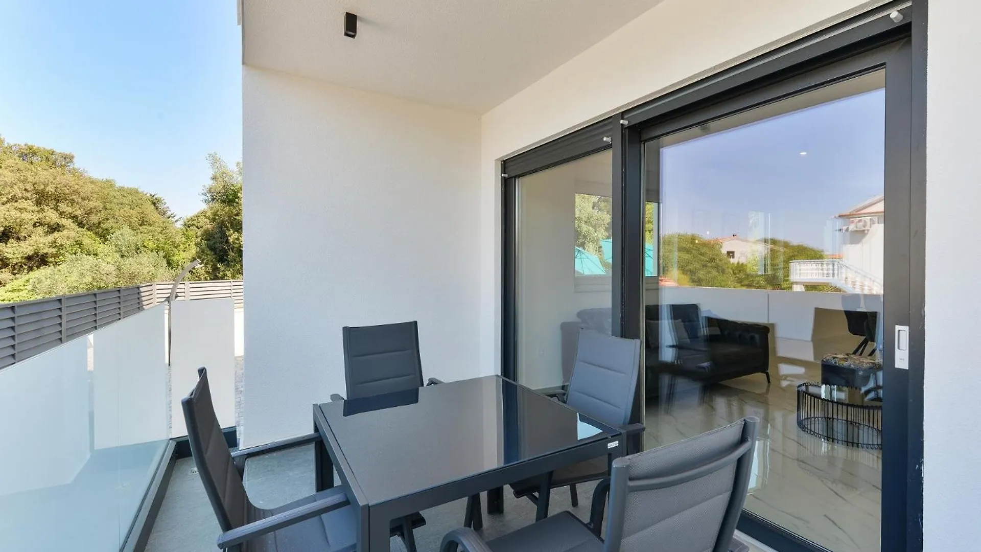 Apartment Villa Div With Pool Bibinje Croatia