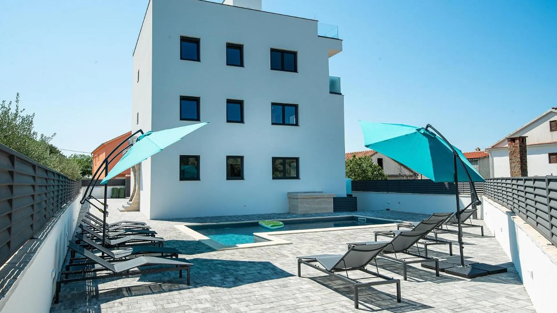 Villa Div With Pool Bibinje Croatia