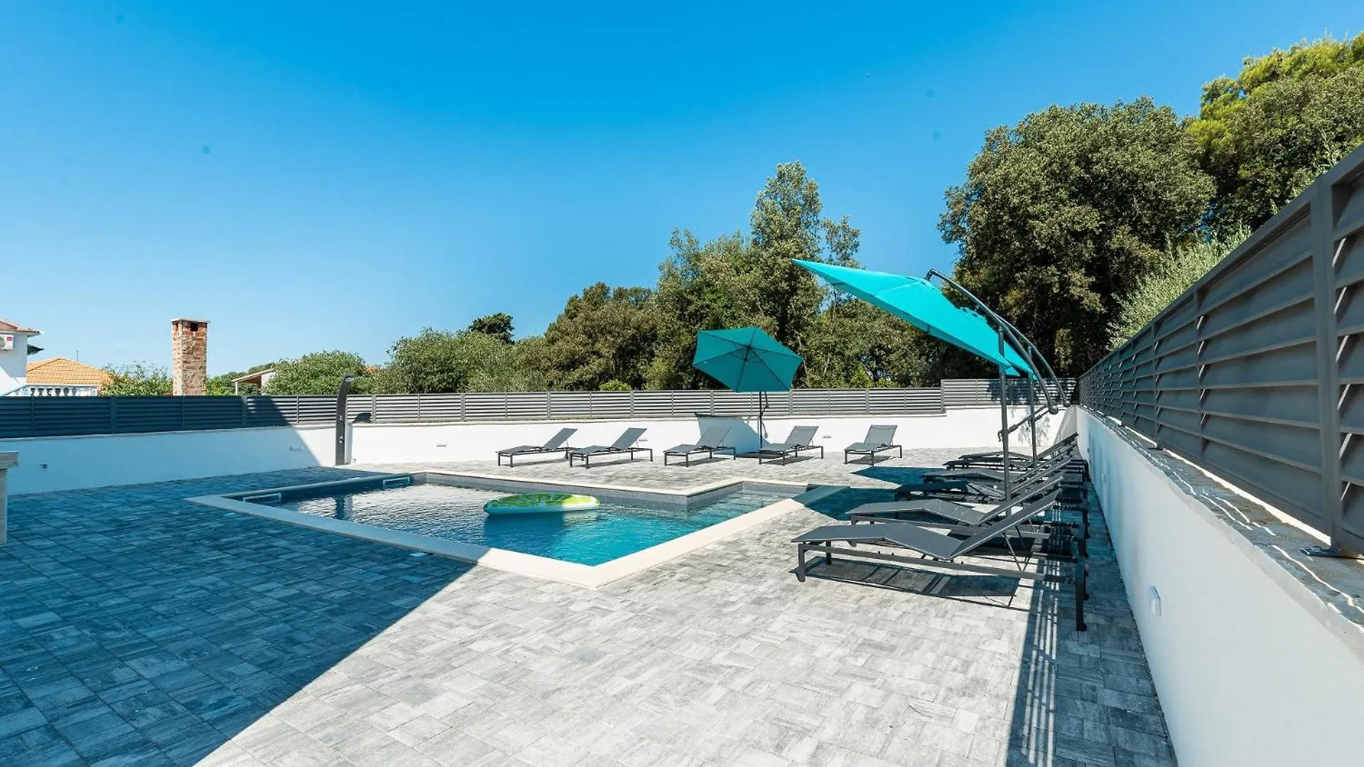 Villa Div With Pool Bibinje Apartment